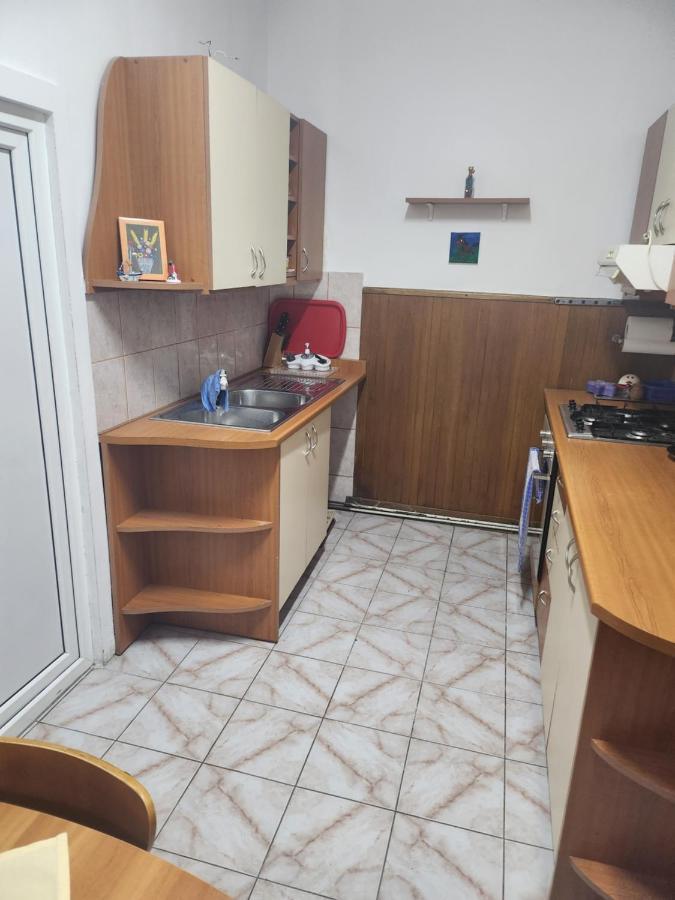 Apartamento A&L House Braşov Exterior foto