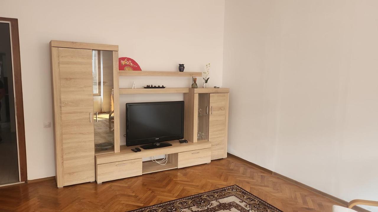 Apartamento A&L House Braşov Exterior foto